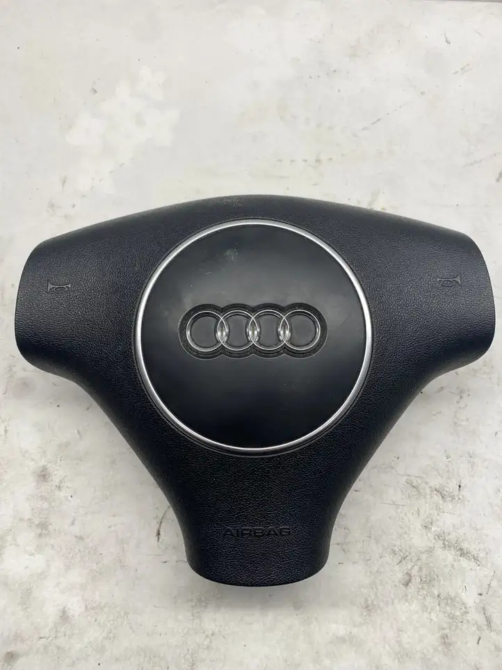 Audi A3/S3 8P (2004 - 2008) 8E0880201AT Подушка безопасности руля — фото 1