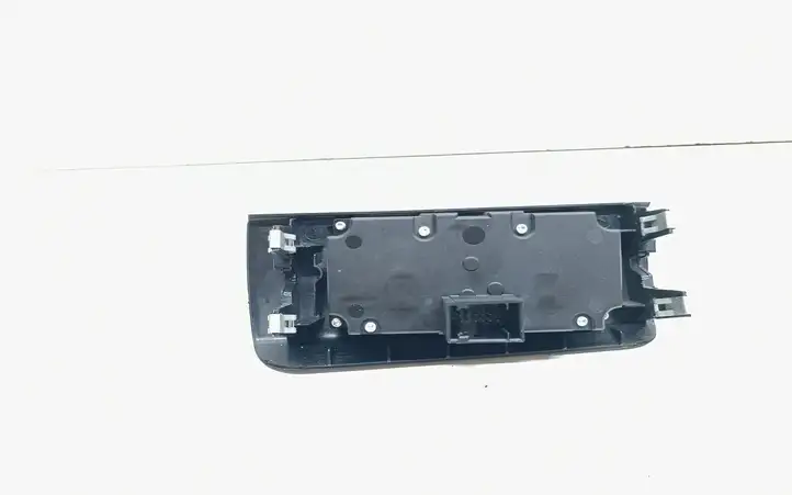 BMW X5 E70 (2006 - 2013) 9134727 Включатель фонарей — фото 2