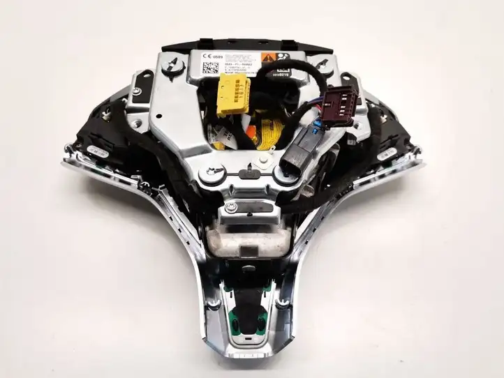Tesla Model X (2015 - 2021) 1036779-01-C Подушка безопасности руля — фото 4