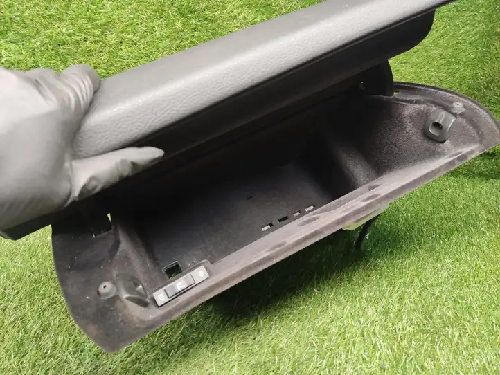 BMW 3 F30 F35 F31 (2012 - 2018) 72758410 Бардачок в сборе — фото 3