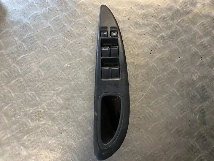 Nissan Primera (2001 - 2008) 25401AV640 Блок кнопок стеклоподъемников — фото 1