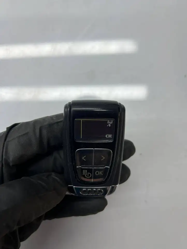 Audi A6 (2014 - 2018)  4H0963511B Нагреватель (webasto) пульт дистанционного управления