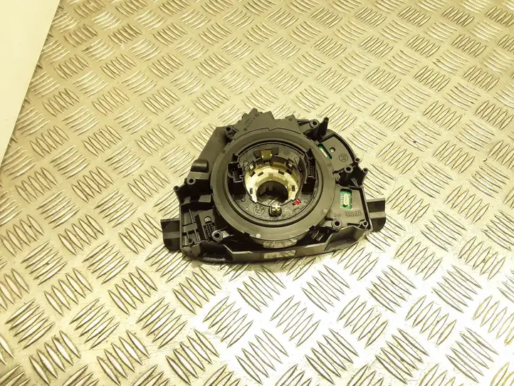 BMW 5 E60 E61 (2004 - 2010) 696818905 Контактное кольцо SRS — фото 1