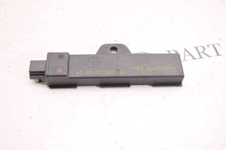 9220832 BMW X3 F25 Interjero komforto antena