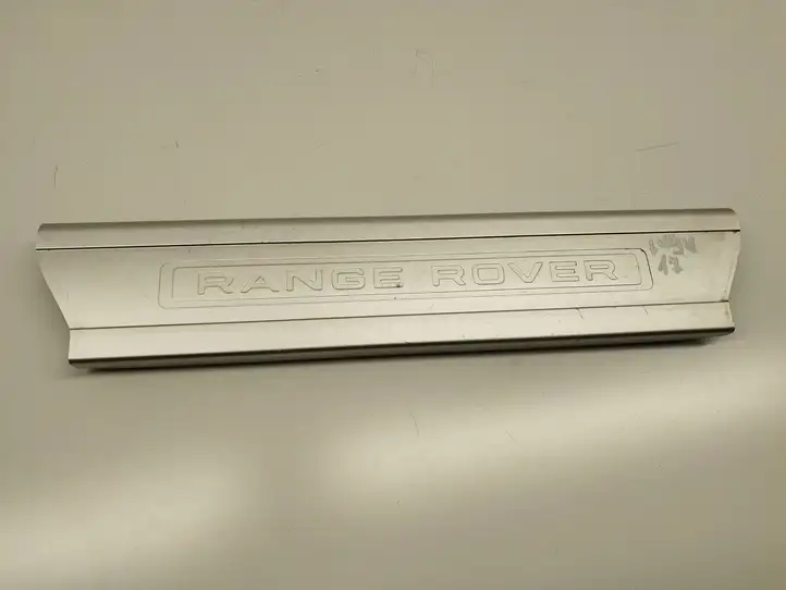 Land Rover Range Rover Sport L494 (2013 - 2017) CPLA1320180 Внутренняя отделка переднего порога — фото 1