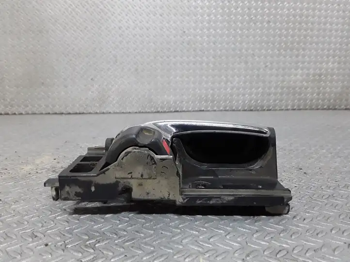 Toyota Corolla Verso E121 (2001 - 2004) Внутренняя ручка двери — фото 2