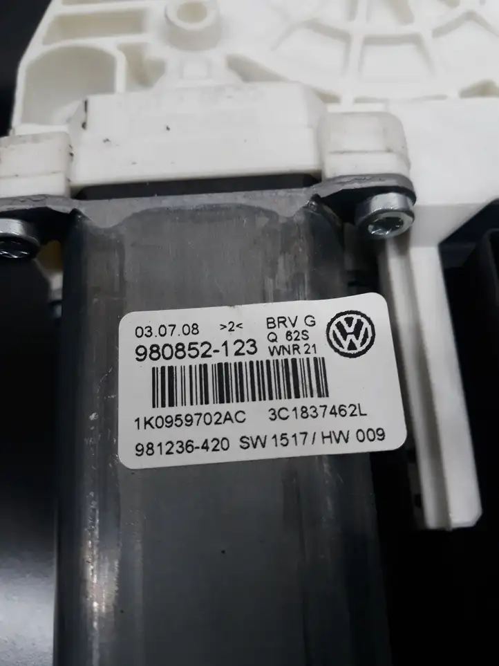 Volkswagen PASSAT B6 (2005 - 2010) 3C1837756K Электростеклоподъемник передний (комплект) — фото 3