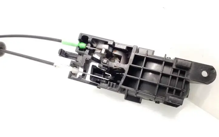 Suzuki Grand Vitara (2005 - 2008)  6061605 Замок передней двери