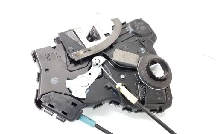 Suzuki Grand Vitara (2005 - 2008)  6061605 Замок передней двери