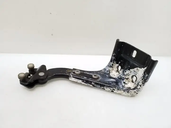 Mercedes-Benz Vito Viano W639 (2003 - 2010) A6397630147 Средняя направляющая ролика раздвижной двери — фото 1