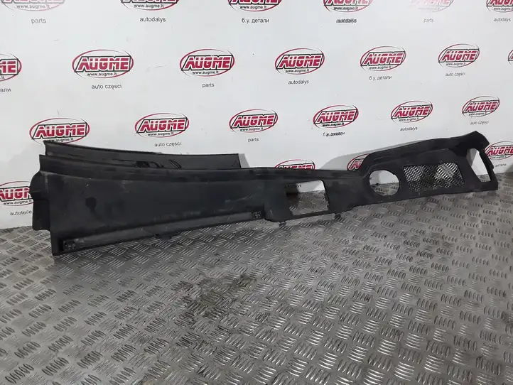 Audi Q5 SQ5 (2012 - 2017) 8R1819447C Накладка стоек лобового стекла — фото 1