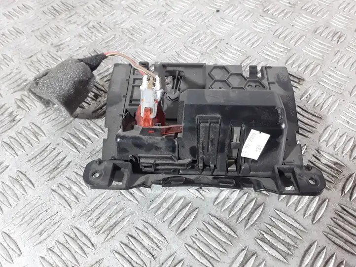 Audi A4 S4 B8 8K (2007 - 2011) 8K0857951 Передняя пепельница — фото 4