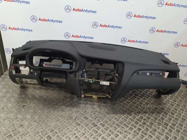 51459311544 BMW X3 F25 Panelė