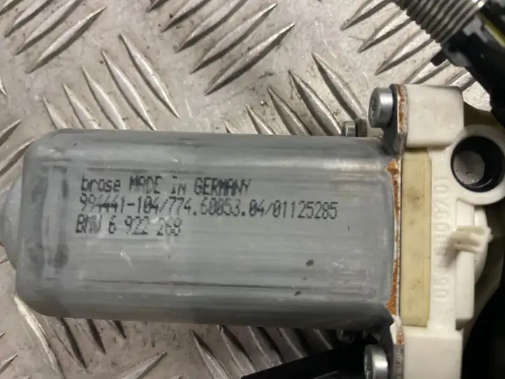 BMW 5 E60 E61 (2004 - 2010) 7075668E7034352S Электростеклоподъемник передний (комплект) — фото 3