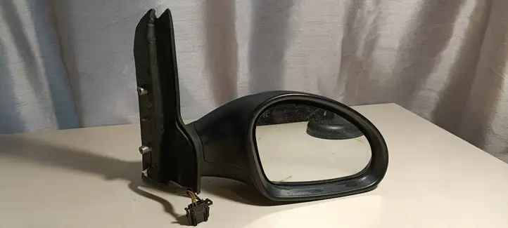 Seat Altea (2004 - 2009)   Зеркало боковое с электрическим приводом