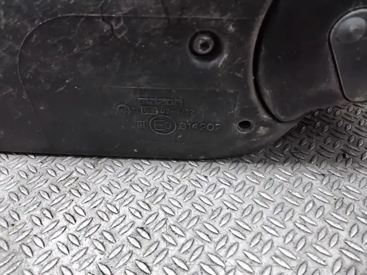 Mazda 2 (2003 - 2007) E9014202 Боковое зеркало с электроприводом — фото 2