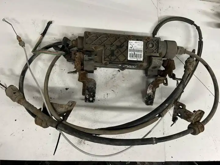 Citroen C5 (2004 - 2008) 9687473180 Блок управления стояночным тормозом — фото 1