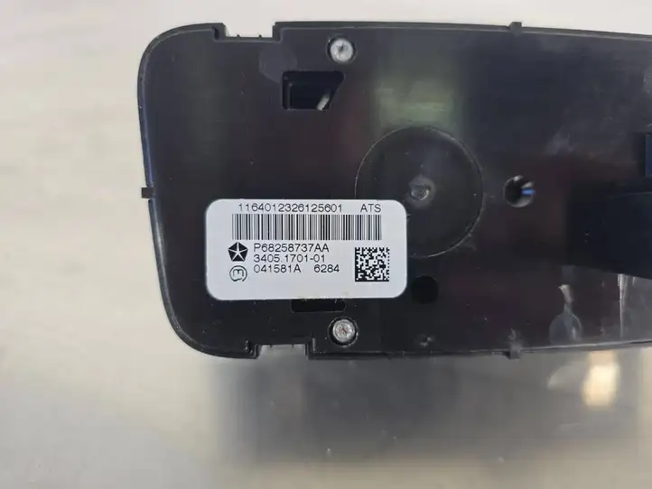 Jeep Grand Cherokee (2010 - 2021) P68258737AA Включатель регулировки высоты / жесткости ходовой части — фото 4