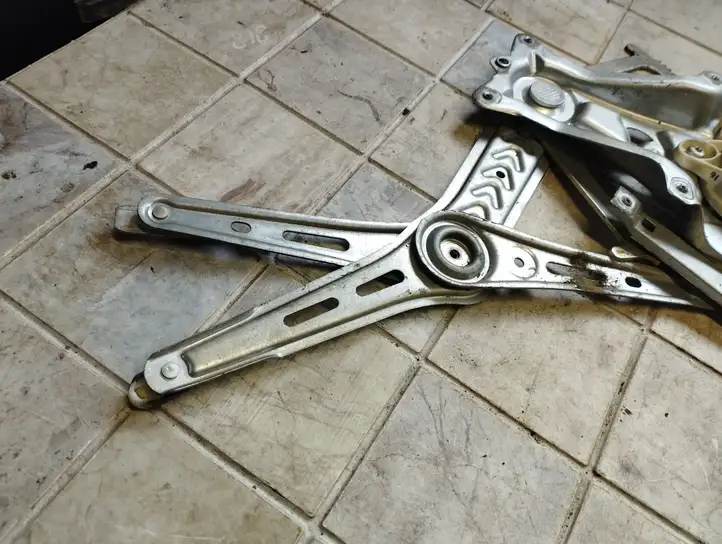 Opel Vectra (2002 - 2005)  9178987 Передний комплект электрического механизма для подъема окна