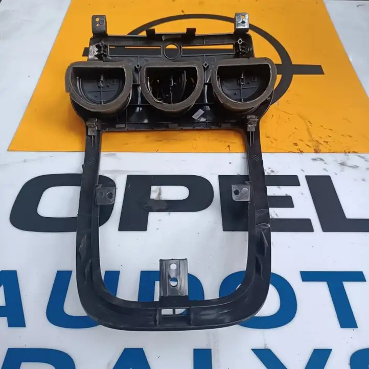 Opel Antara (2011 - 2017) 96661651 Декоративная планка — фото 2