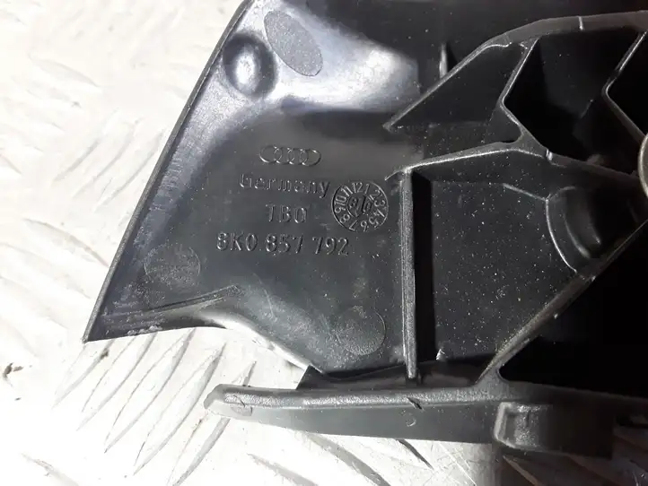 Audi A4 S4 B8 8K (2007 - 2011) 8K0857792 Накладка ремня безопасности — фото 2