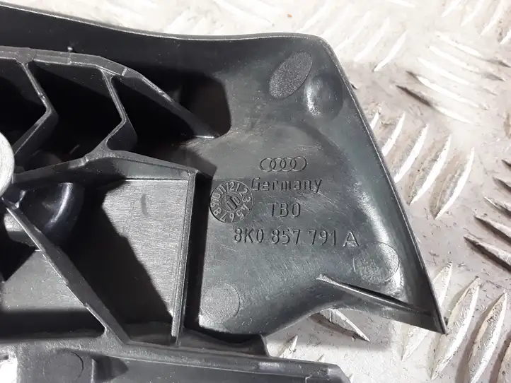 Audi A4 S4 B8 8K (2007 - 2011) 8K0857791A Накладка ремня безопасности — фото 4