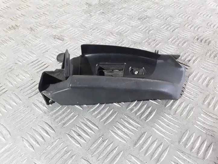Audi A4 S4 B8 8K (2007 - 2011) 8K0857791A Накладка ремня безопасности — фото 3