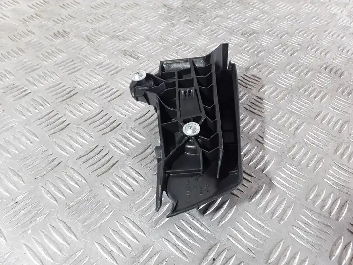 Audi A4 S4 B8 8K (2007 - 2011) 8K0857791A Накладка ремня безопасности — фото 5