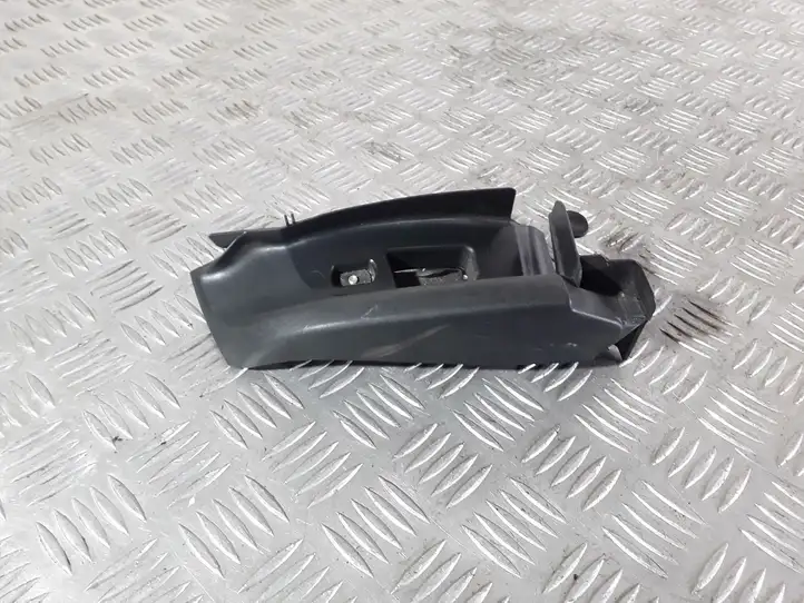 Audi A4 S4 B8 8K (2007 - 2011) 8K0857792A Накладка ремня безопасности — фото 3