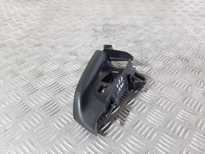 Audi A4 S4 B8 8K (2007 - 2011) 8K0857791 Накладка ремня безопасности — фото 1