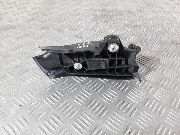 Audi A4 S4 B8 8K (2007 - 2011) 8K0857791 Накладка ремня безопасности — фото 5