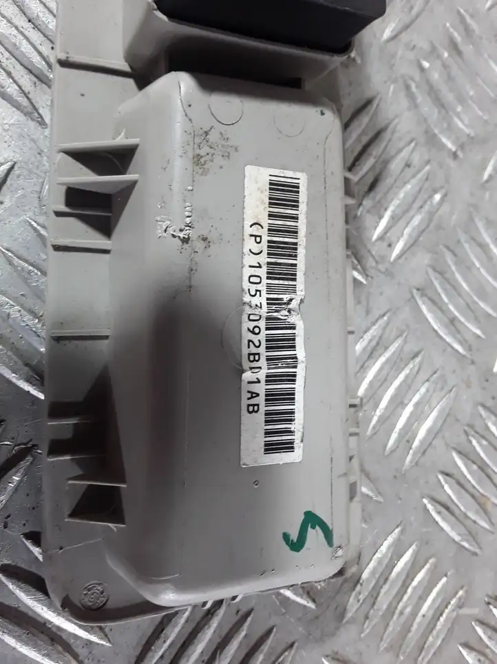 Chrysler 300 - 300C (2005 - 2011) 04602741AA Кнопка стеклоподъемников — фото 3