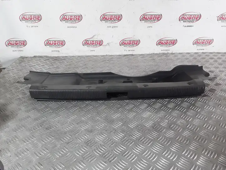 Audi A3/S3 8L (2000 - 2003) 8L0863471 Отделка порога багажника — фото 1