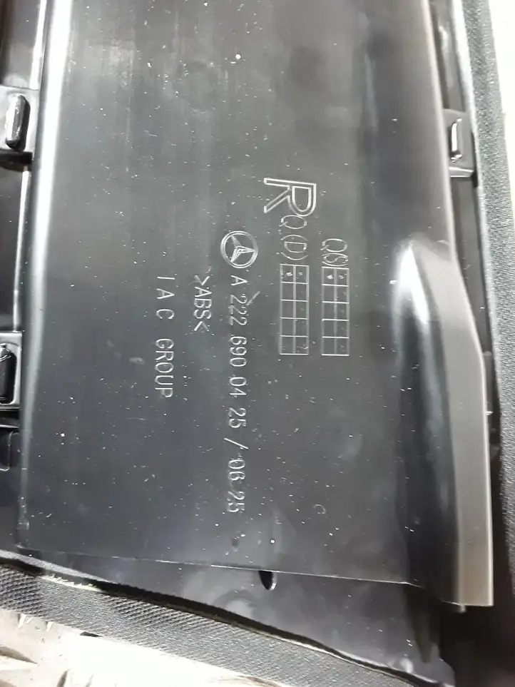 Mercedes-Benz S W222 (2013 - ) A222690Q030 Верхняя обшивка стойки B — фото 9