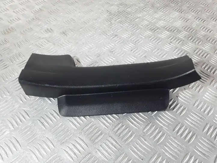 Lexus CT 200H (2010 - 2013) 6793076020 Внутренняя отделка заднего порога — фото 1