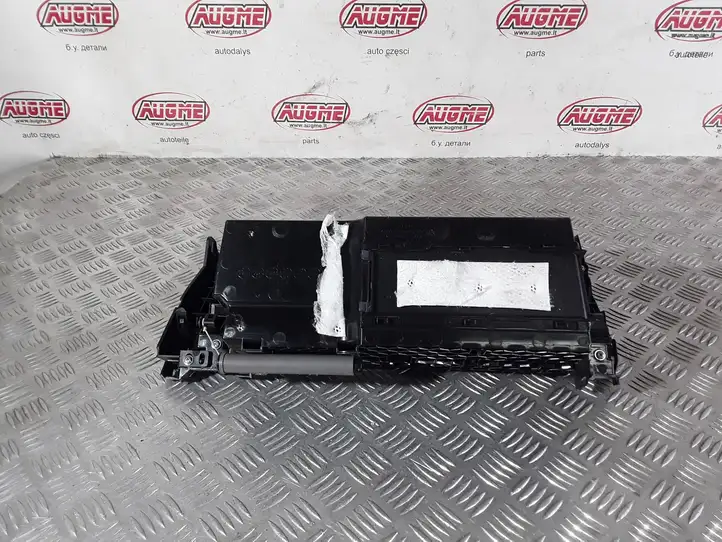 Lexus CT 200H (2010 - 2013) 5555076012 Бардачок в сборе — фото 8