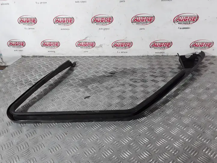 Land Rover Range Rover L322 (2009 - 2012) 51337000678 Накладка стекла передней двери — фото 5