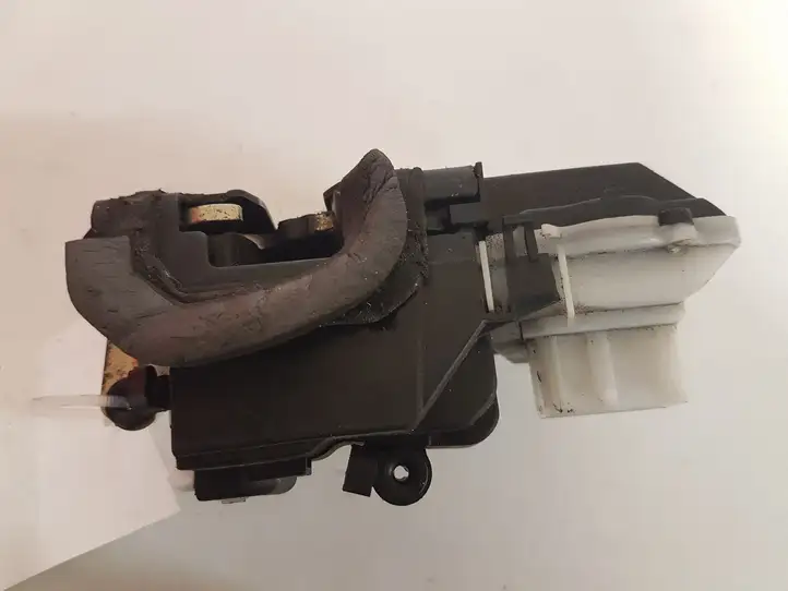 Peugeot 607 (2004 - 2010)   Замок передней двери