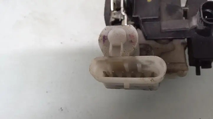 Lancia Lybra (1999 - 2006)   Замок передней двери