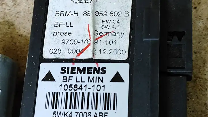 Audi A4 S4 B6 8E 8H (2000 - 2006) 8E0959802B Электростеклоподъемник передний (комплект) — фото 2