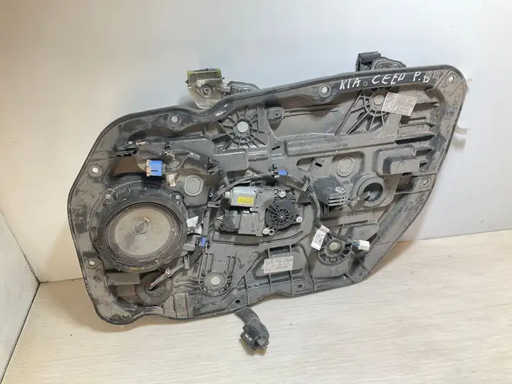 Kia Ceed (2012 - 2015) 82480A2310 Электростеклоподъемник передний (комплект) — фото 1