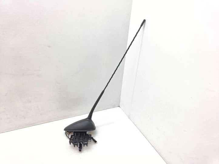 6925356 BMW 1 E81 E87 Radio antena