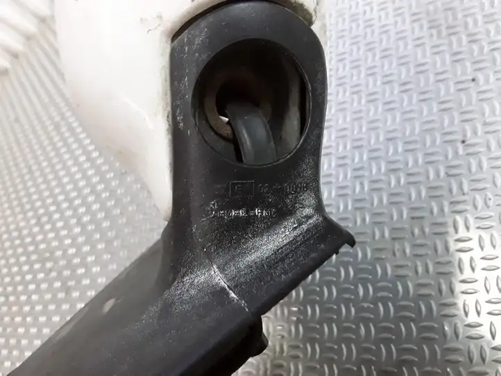 Volkswagen Polo III 6N 6N2 6NF (1994 - 2001)  E9020098 Боковое зеркало механическое