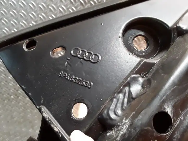 Audi A3/S3 8P (2004 - 2008) 8P4837630 Рамка стекла передней двери — фото 3