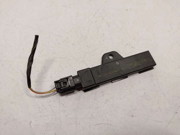 65209220831 BMW 3 F30 F35 F31 Interjero komforto antena