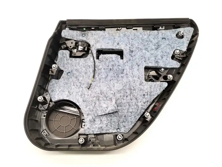 Tesla Model S (2012 - 2016) 6006133-10-L Обшивка задней двери — фото 2