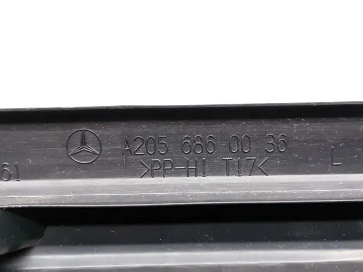 Mercedes-Benz EQC (2018 - ) A2056860036 Внутренняя отделка переднего порога — фото 3