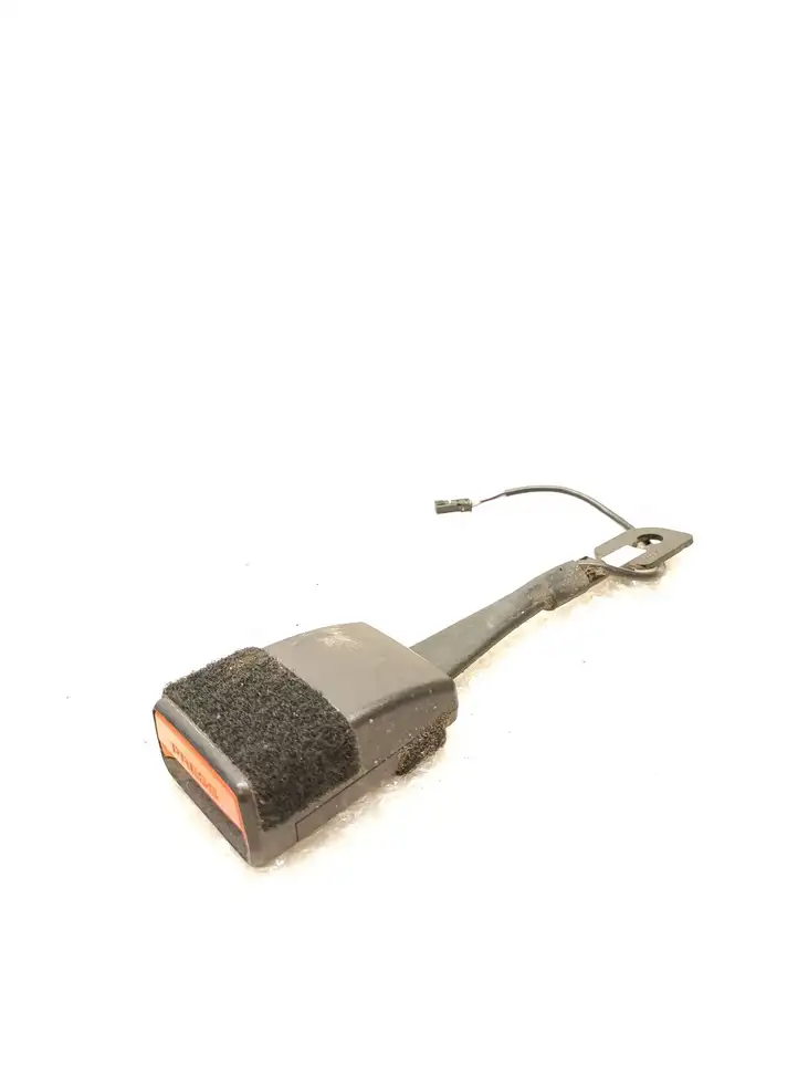 BMW X5 F15 (2013 - 2017)  7297131 Замок переднего ремня