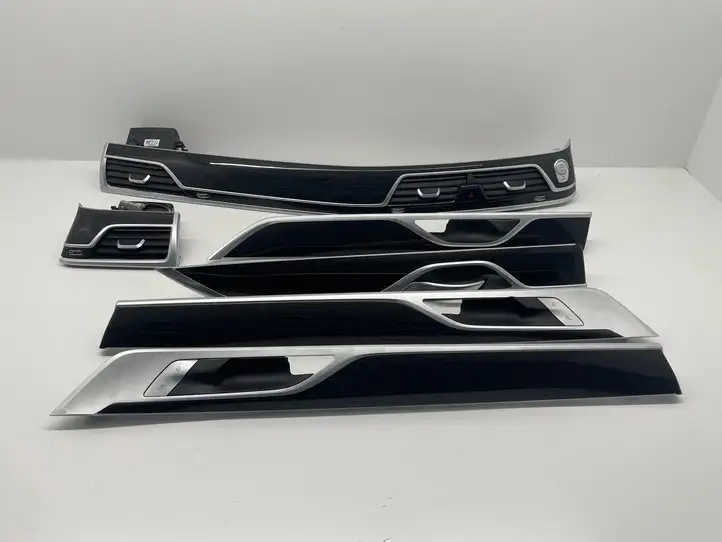 BMW 7 G11 G12 (2015 - 2022) 7851829 Отделка внутренней панели салона — фото 1