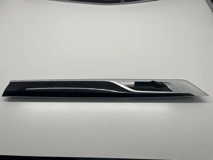 BMW 7 G11 G12 (2015 - 2022) 7851829 Отделка внутренней панели салона — фото 8